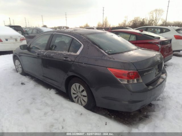 Photo 2 VIN: 1HGCP2F35AA134733 - HONDA ACCORD SDN 