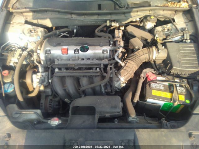 Photo 9 VIN: 1HGCP2F35AA180272 - HONDA ACCORD SDN 