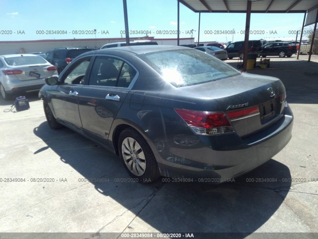 Photo 2 VIN: 1HGCP2F35BA000628 - HONDA ACCORD SDN 