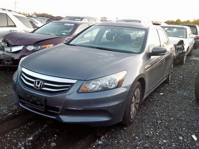 Photo 1 VIN: 1HGCP2F35BA015744 - HONDA ACCORD LX 