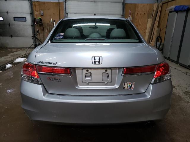 Photo 5 VIN: 1HGCP2F35BA040613 - HONDA ACCORD LX 