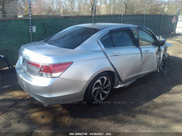 Photo 3 VIN: 1HGCP2F35BA079606 - HONDA ACCORD SDN 