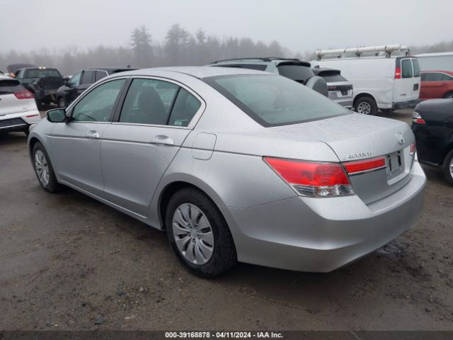 Photo 2 VIN: 1HGCP2F35BA090864 - HONDA ACCORD 