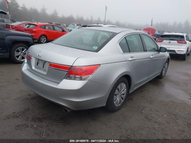 Photo 3 VIN: 1HGCP2F35BA090864 - HONDA ACCORD 