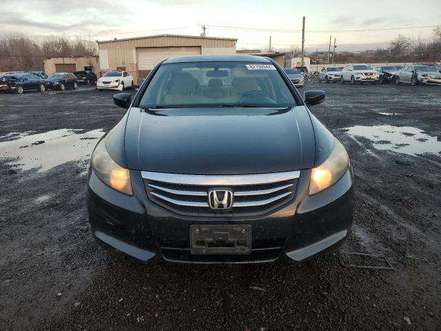 Photo 4 VIN: 1HGCP2F35BA093148 - HONDA ACCORD LX 