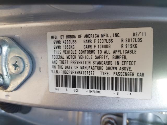 Photo 9 VIN: 1HGCP2F35BA107677 - HONDA ACCORD LX 