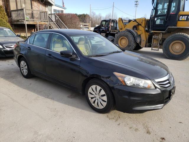 Photo 3 VIN: 1HGCP2F35BA119201 - HONDA ACCORD LX 