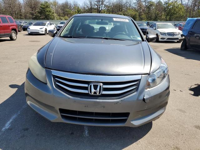 Photo 4 VIN: 1HGCP2F35BA129064 - HONDA ACCORD LX 