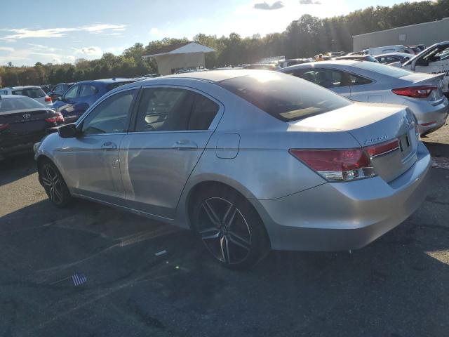 Photo 1 VIN: 1HGCP2F35BA131400 - HONDA ACCORD LX 