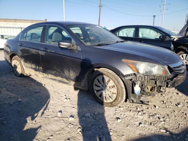 Photo 3 VIN: 1HGCP2F35BA134331 - HONDA ACCORD LX 