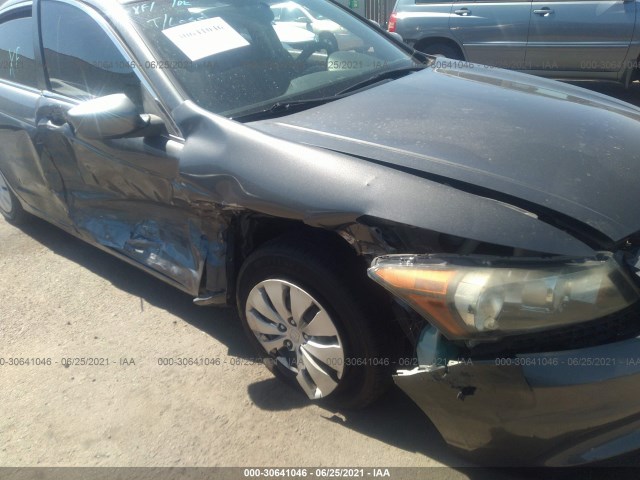 Photo 5 VIN: 1HGCP2F35BA143904 - HONDA ACCORD SDN 