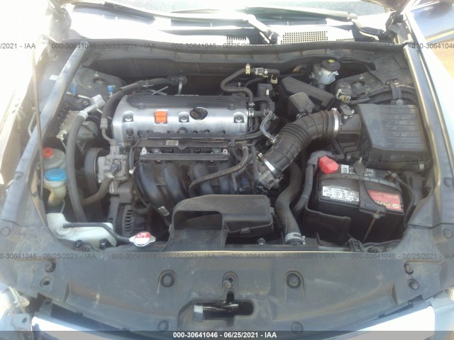 Photo 9 VIN: 1HGCP2F35BA143904 - HONDA ACCORD SDN 