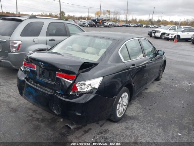 Photo 3 VIN: 1HGCP2F35BA145426 - HONDA ACCORD 