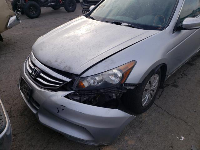 Photo 8 VIN: 1HGCP2F35CA009508 - HONDA ACCORD LX 