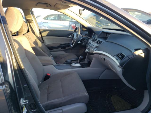 Photo 4 VIN: 1HGCP2F35CA075847 - HONDA ACCORD LX 