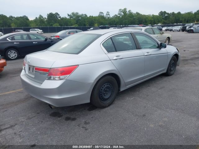 Photo 3 VIN: 1HGCP2F35CA102397 - HONDA ACCORD 