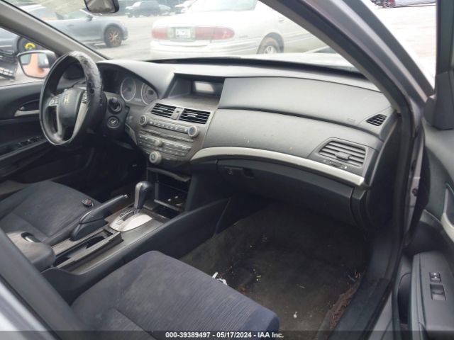 Photo 4 VIN: 1HGCP2F35CA102397 - HONDA ACCORD 