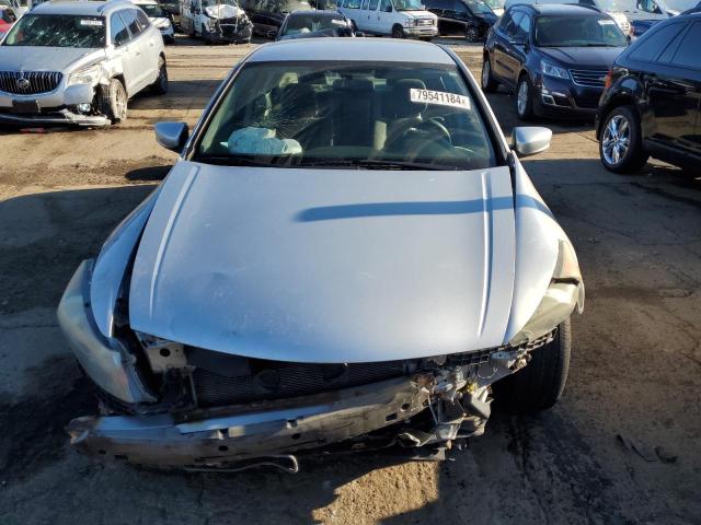 Photo 4 VIN: 1HGCP2F35CA230526 - HONDA ACCORD LX 