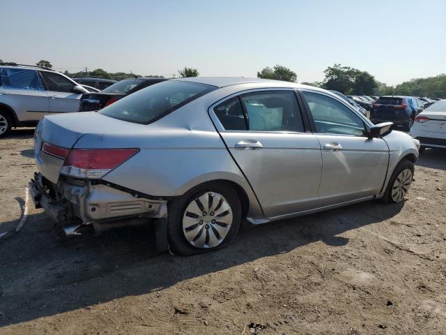 Photo 2 VIN: 1HGCP2F35CA240800 - HONDA ACCORD LX 