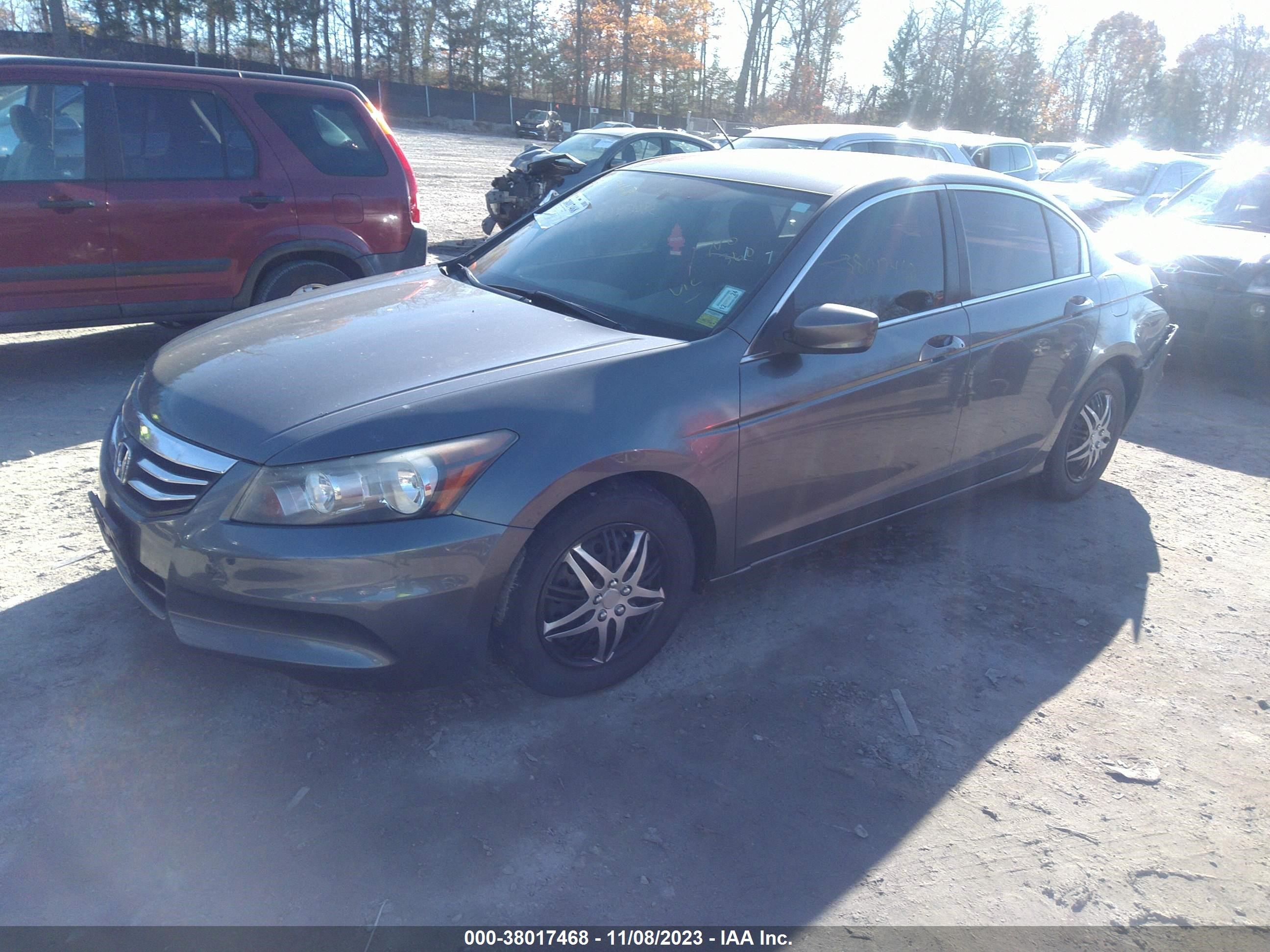 Photo 1 VIN: 1HGCP2F35CA244183 - HONDA ACCORD 