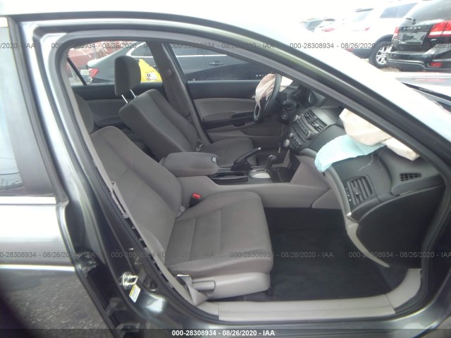 Photo 4 VIN: 1HGCP2F35CA245575 - HONDA ACCORD SDN 