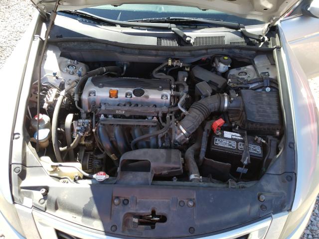 Photo 6 VIN: 1HGCP2F36AA025861 - HONDA ACCORD LX 