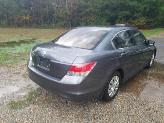 Photo 3 VIN: 1HGCP2F36AA035841 - HONDA ACCORD SDN 