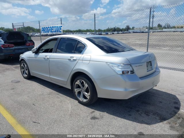 Photo 2 VIN: 1HGCP2F36AA039565 - HONDA ACCORD 