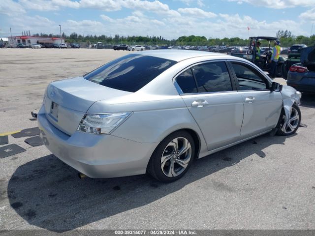 Photo 3 VIN: 1HGCP2F36AA039565 - HONDA ACCORD 