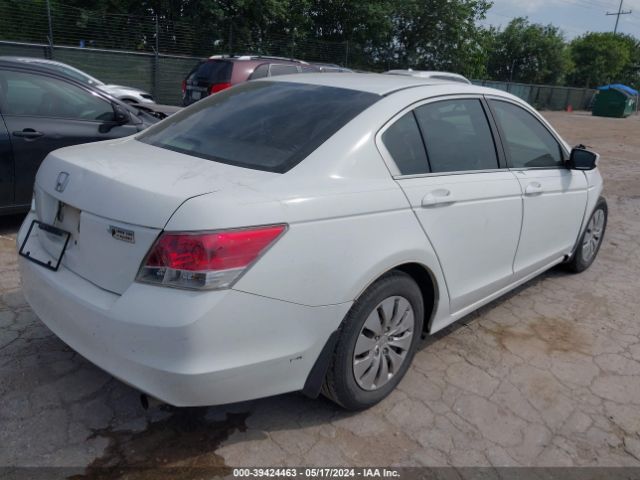 Photo 3 VIN: 1HGCP2F36AA049111 - HONDA ACCORD 