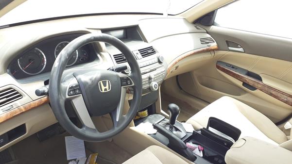 Photo 9 VIN: 1HGCP2F36AA066877 - HONDA ACCORD 