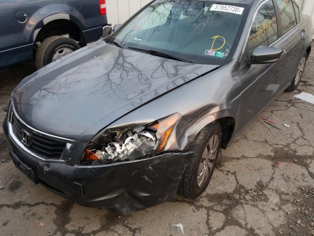 Photo 8 VIN: 1HGCP2F36AA080455 - HONDA ACCORD LX 