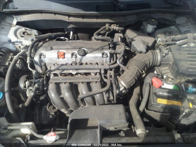 Photo 9 VIN: 1HGCP2F36AA080746 - HONDA ACCORD SDN 