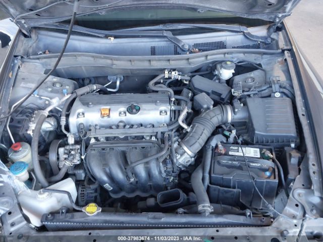 Photo 9 VIN: 1HGCP2F36AA123675 - HONDA ACCORD SDN 