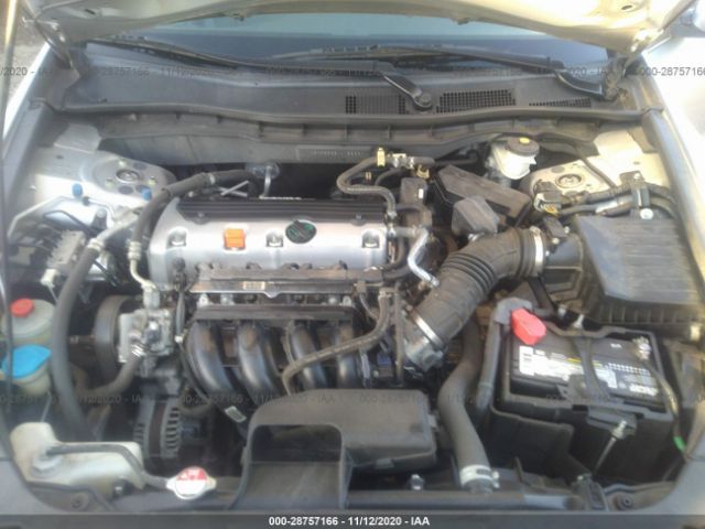 Photo 9 VIN: 1HGCP2F36AA126334 - HONDA ACCORD SDN 