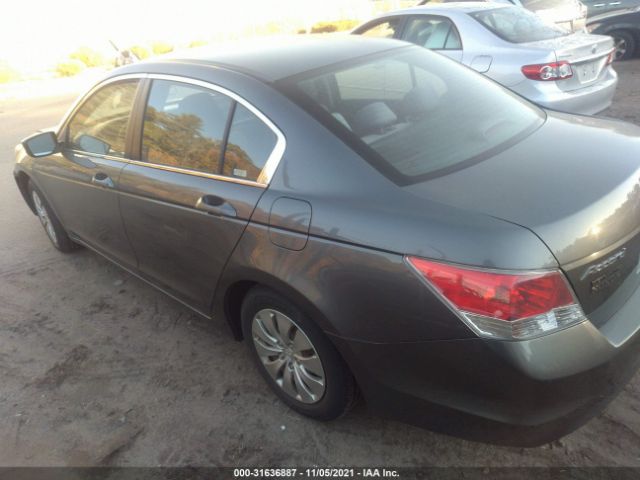 Photo 2 VIN: 1HGCP2F36AA128536 - HONDA ACCORD SDN 