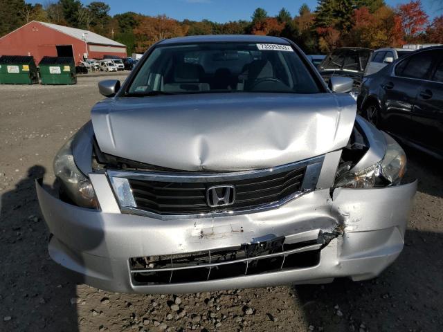 Photo 4 VIN: 1HGCP2F36AA147636 - HONDA ACCORD 