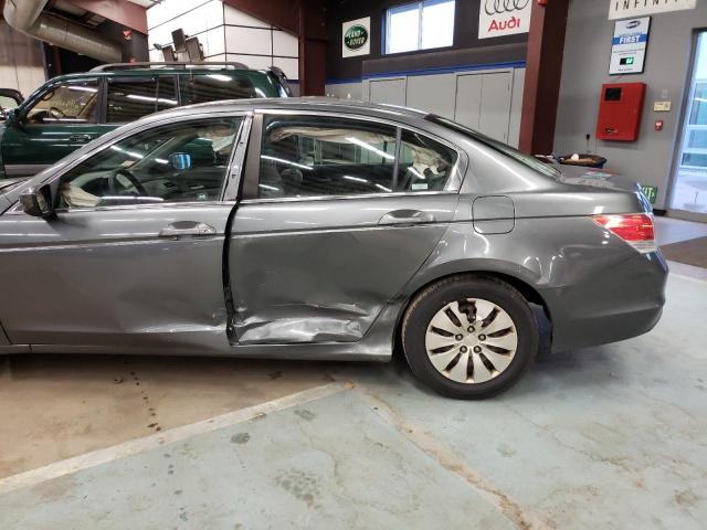 Photo 8 VIN: 1HGCP2F36AA152268 - HONDA ACCORD LX 