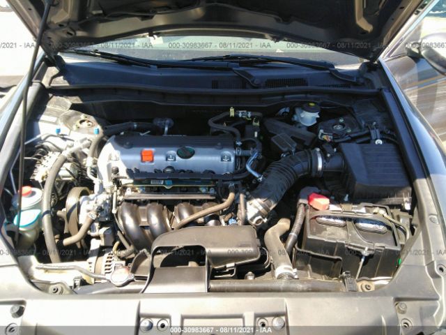 Photo 9 VIN: 1HGCP2F36AA170978 - HONDA ACCORD SDN 