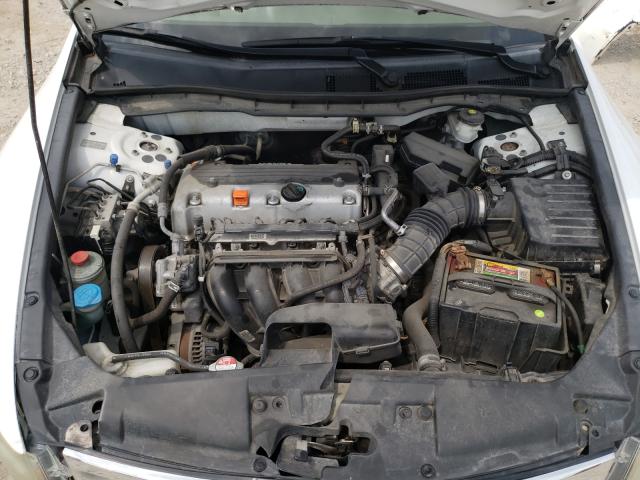 Photo 6 VIN: 1HGCP2F36AA179082 - HONDA ACCORD LX 