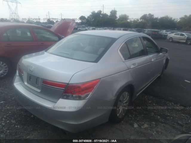 Photo 3 VIN: 1HGCP2F36BA047702 - HONDA ACCORD SDN 