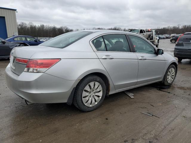 Photo 2 VIN: 1HGCP2F36BA071935 - HONDA ACCORD 