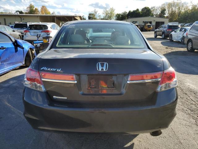 Photo 5 VIN: 1HGCP2F36BA126853 - HONDA ACCORD LX 