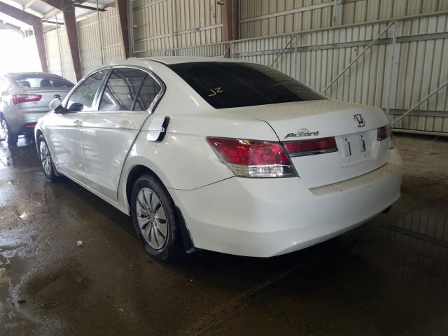 Photo 2 VIN: 1HGCP2F36CA001319 - HONDA ACCORD LX 