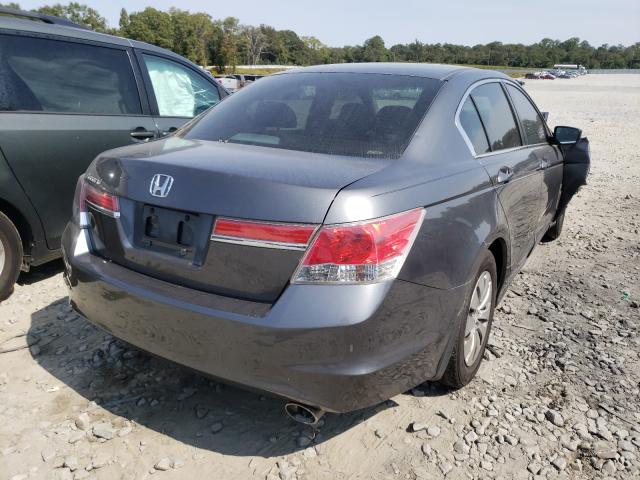 Photo 3 VIN: 1HGCP2F36CA003619 - HONDA ACCORD LX 