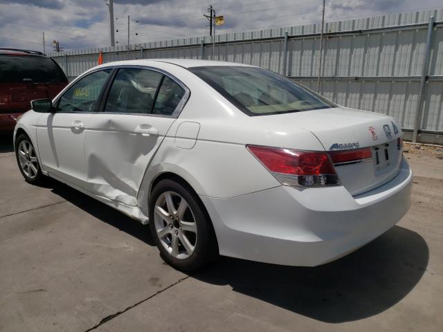 Photo 2 VIN: 1HGCP2F36CA012644 - HONDA ACCORD LX 