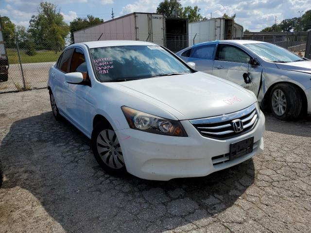 Photo 3 VIN: 1HGCP2F36CA061665 - HONDA ACCORD LX 