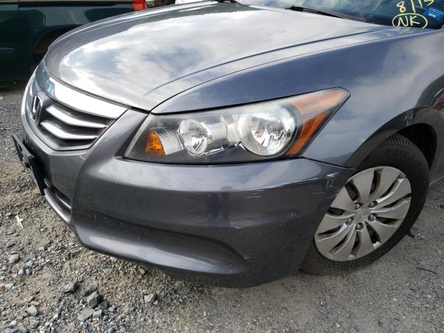 Photo 8 VIN: 1HGCP2F36CA093788 - HONDA ACCORD LX 