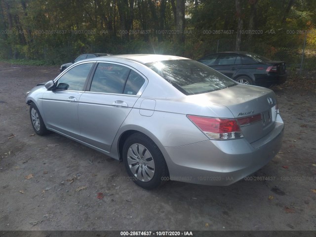 Photo 2 VIN: 1HGCP2F36CA126918 - HONDA ACCORD SDN 