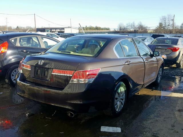 Photo 3 VIN: 1HGCP2F36CA129625 - HONDA ACCORD LX 